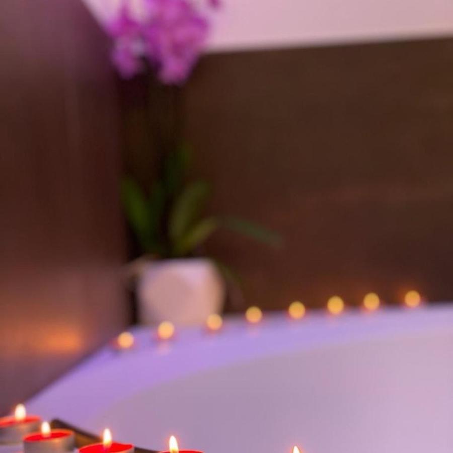 B&B In Centro Storico 萨莱诺 外观 照片