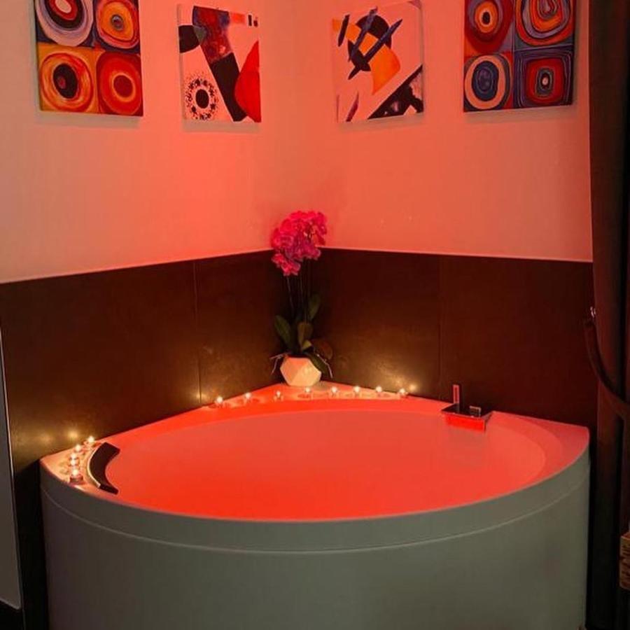 B&B In Centro Storico 萨莱诺 外观 照片